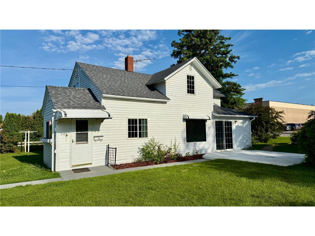 112 4th Street E Park Rapids MN 56470 6742411 image1