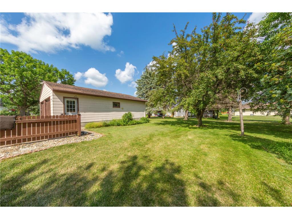 112 4th Street S Gaylord MN 55334 7099270 image33