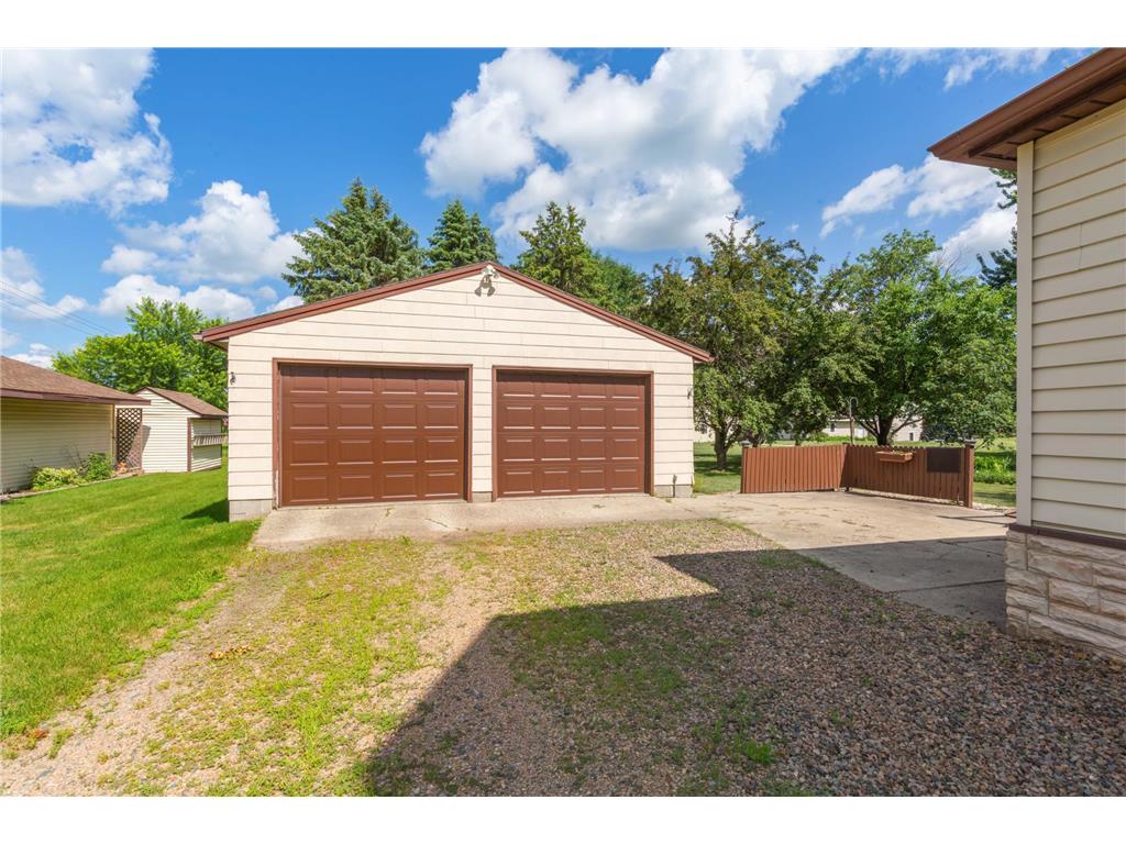 112 4th Street S Gaylord MN 55334 7099270 image34