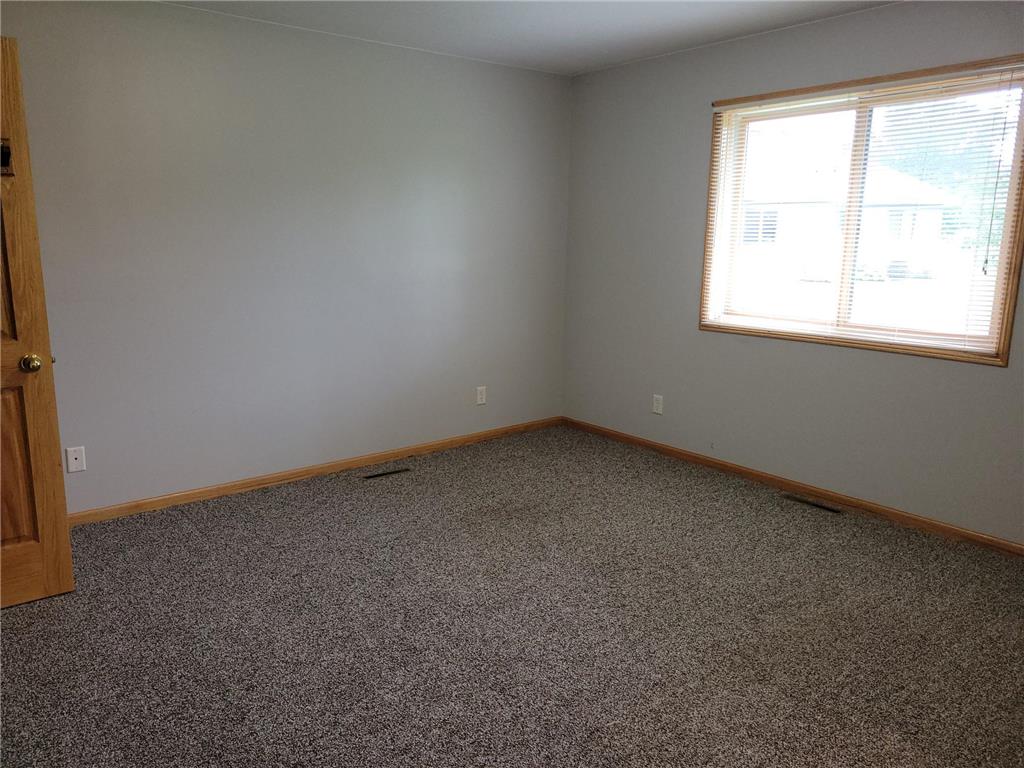 112 5th Street SE Pine City MN 55063 MLS 6547843 Edina Realty 112-5th-street-se-pine-city-mn-55063-mls-6547843-edina-realty