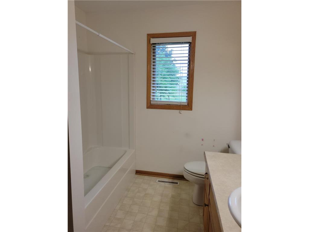112 5th Street SE Pine City MN 55063 MLS 6547843 Edina Realty 112-5th-street-se-pine-city-mn-55063-mls-6547843-edina-realty