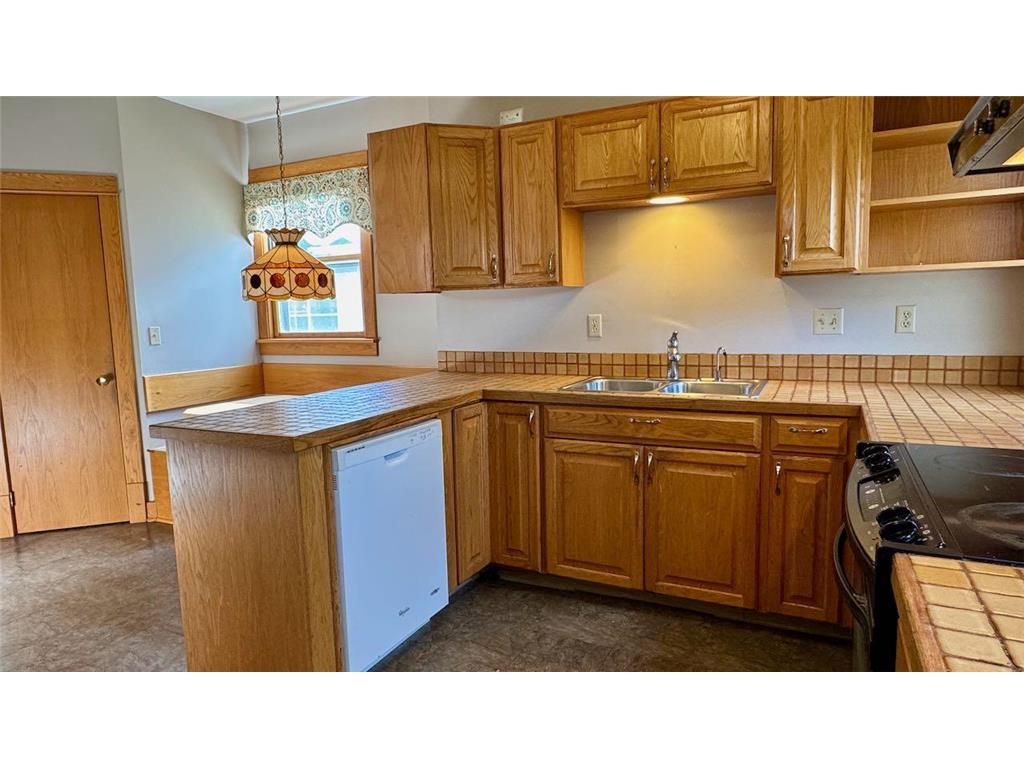 112 7th Avenue S Moorhead MN 56560 7099061 image17