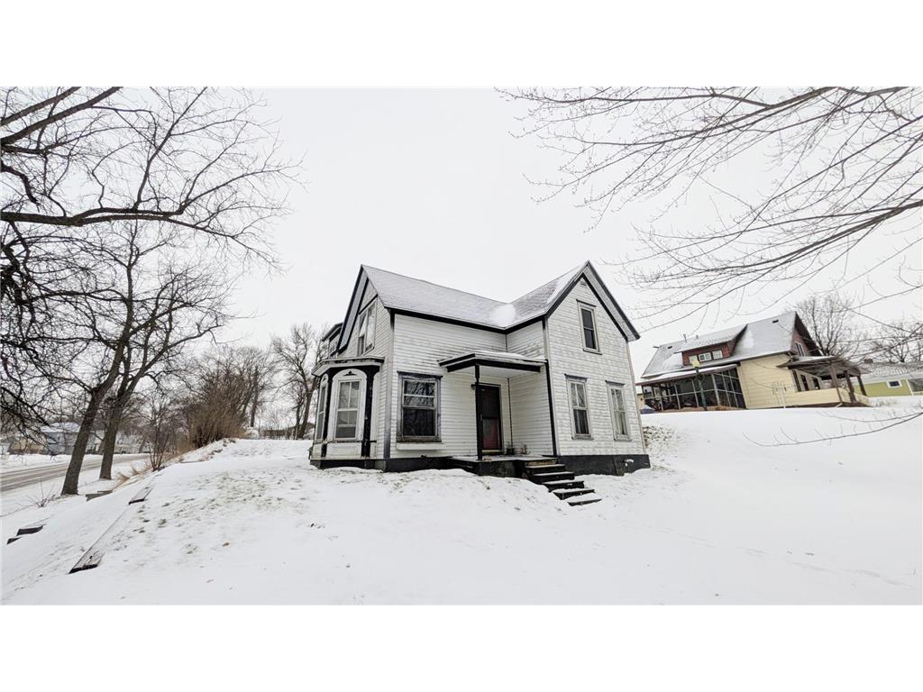 112 Bluff Street E Lake Benton MN 56149 6826766 image1