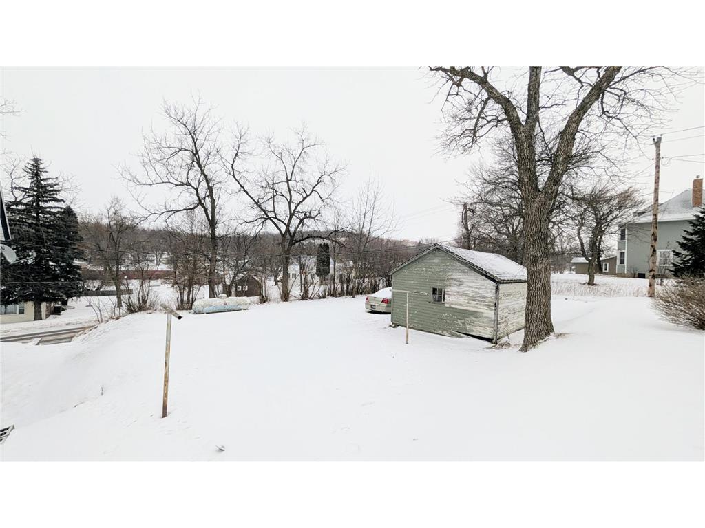 112 Bluff Street E Lake Benton MN 56149 6826766 image24