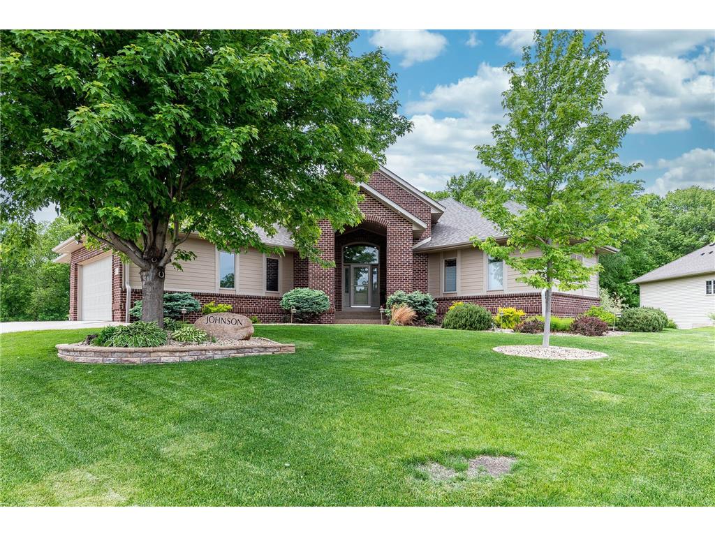 112 Creekside Drive, Mankato, MN 56001 MLS 6212999 Edina Realty