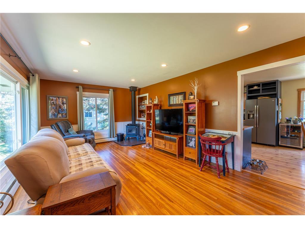 112 E Beacon Hill Road Ely MN 55731 6584285 image1