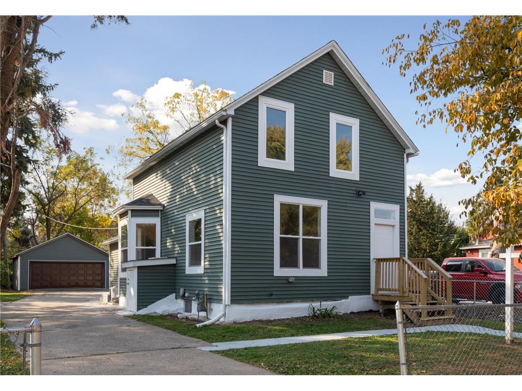 112 Geranium Avenue E Saint Paul MN 55117 6625886 image1