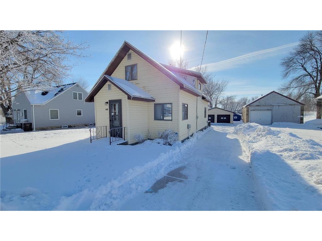 112 Main Street E, Clarks Grove, MN, 56016 MLS 6326895 Edina Realty