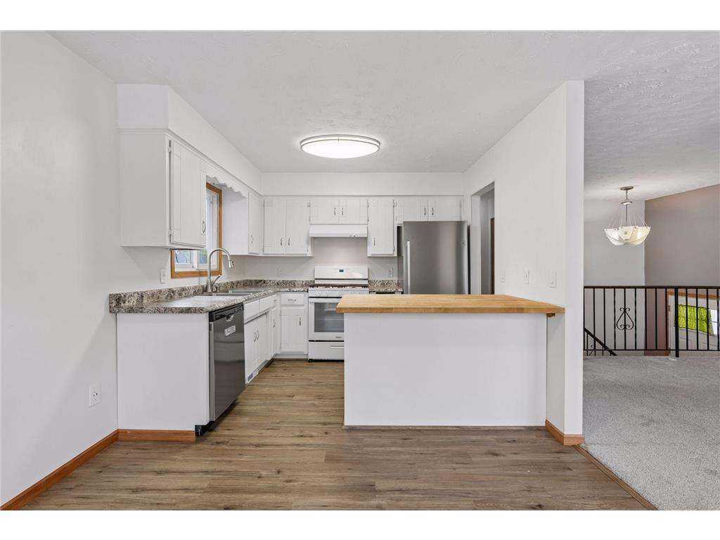 112 Mcgregor Avenue N Mahtomedi MN 55115 - White Bear 7058296 image14