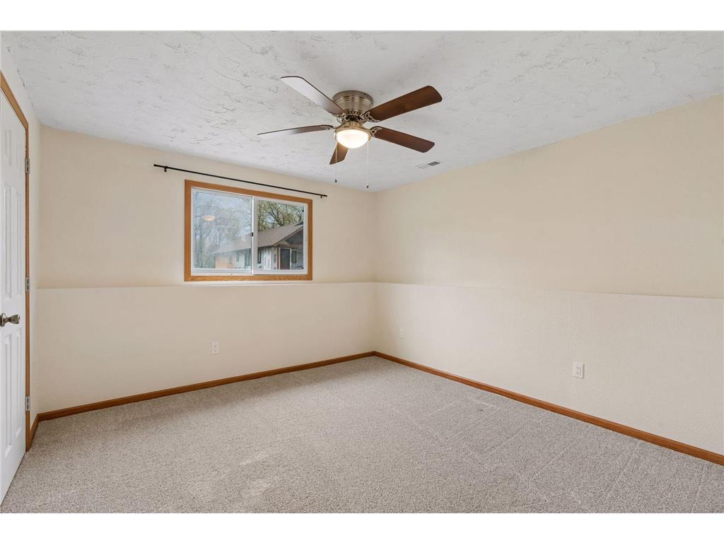 112 Mcgregor Avenue N Mahtomedi MN 55115 - White Bear 7058296 image26