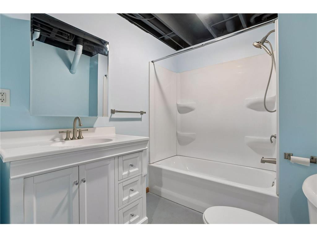 112 Mcgregor Avenue N Mahtomedi MN 55115 - White Bear 7058296 image32