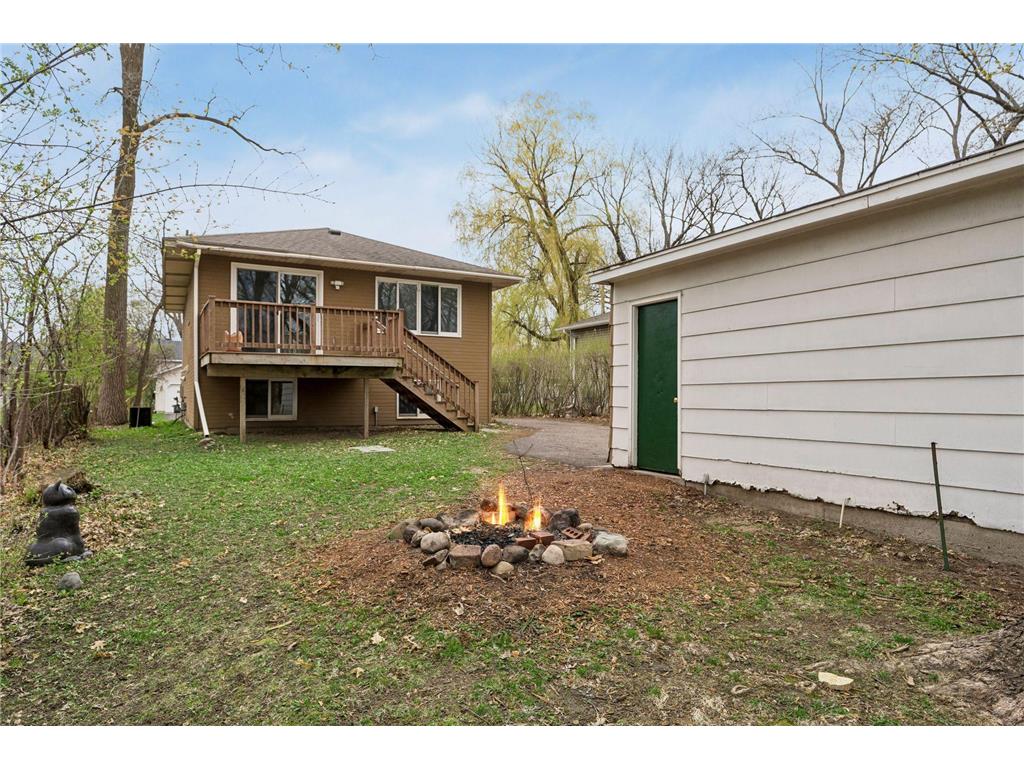 112 Mcgregor Avenue N Mahtomedi MN 55115 - White Bear 7058296 image41