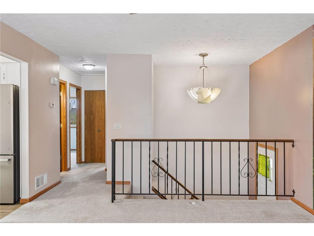 112 Mcgregor Avenue N Mahtomedi MN 55115 - White Bear 7058296 image5