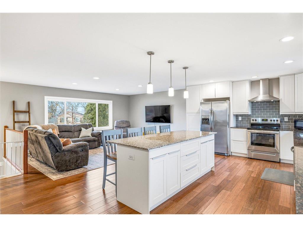 112 Pony Lane E Apple Valley MN 55124 7035204 image11