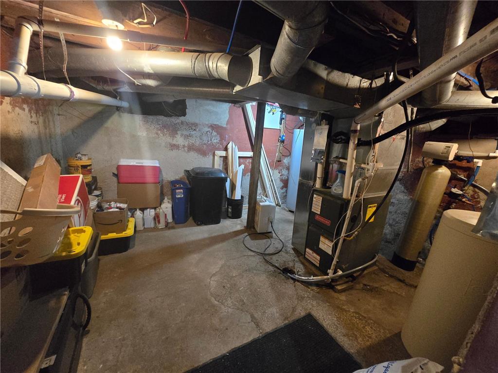 112 S 2nd Street Kiester MN 56051 7067000 image15