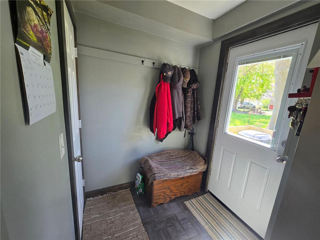112 S 2nd Street Kiester MN 56051 7067000 image9