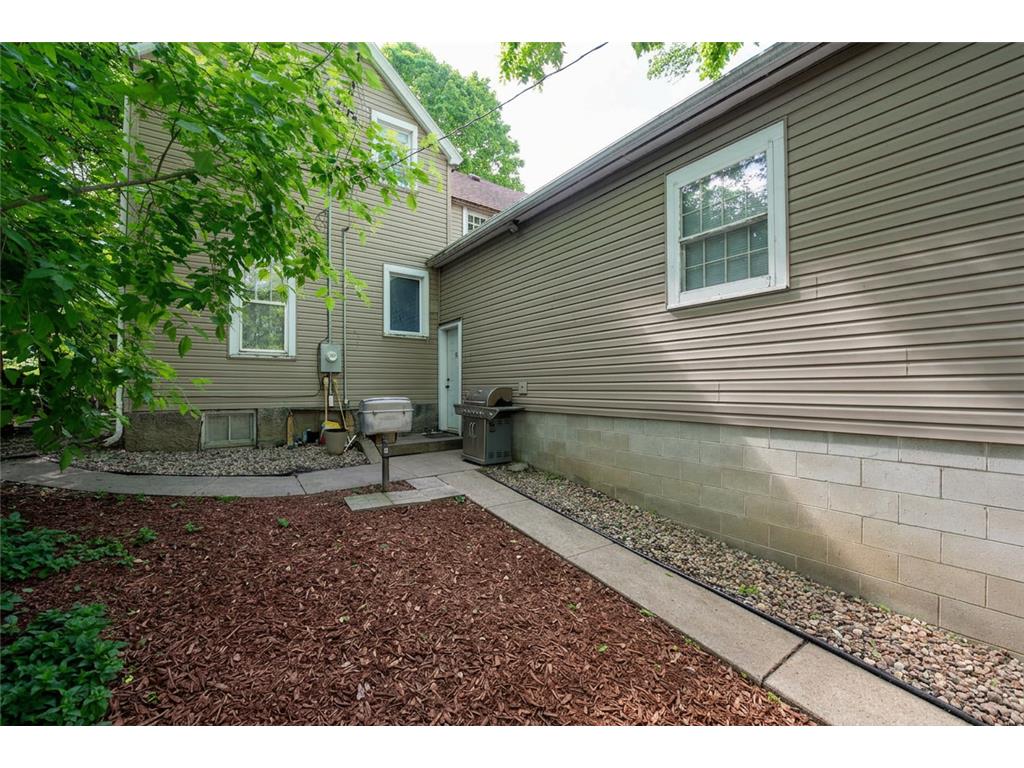 112 S 5th Street Mankato MN 56001 7078586 image9