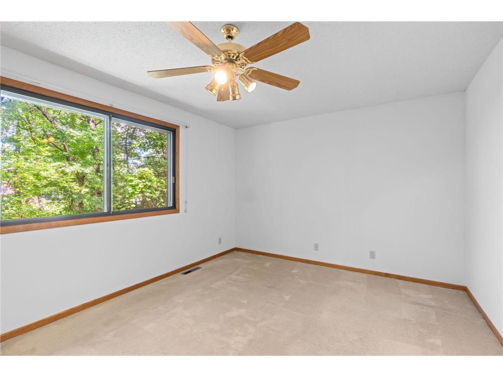 112 South Drive #D Circle Pines MN 55014 7091063 image16