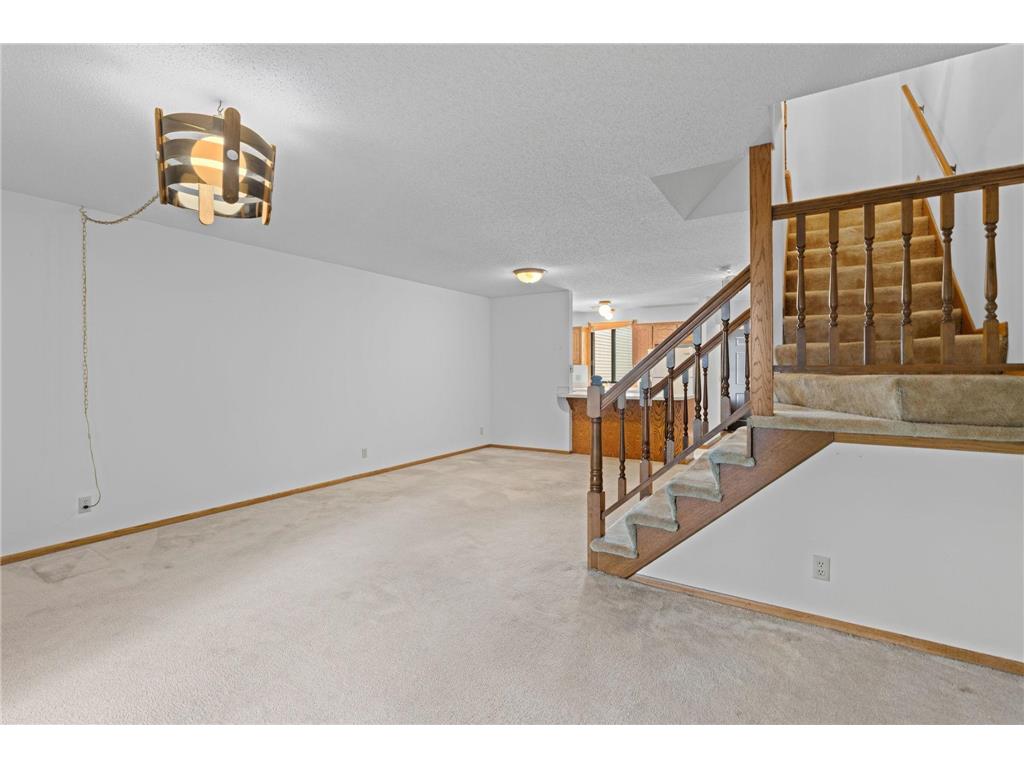 112 South Drive #D Circle Pines MN 55014 7091063 image5