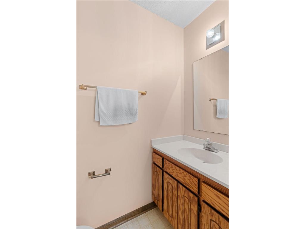 112 South Drive #D Circle Pines MN 55014 7091063 image9