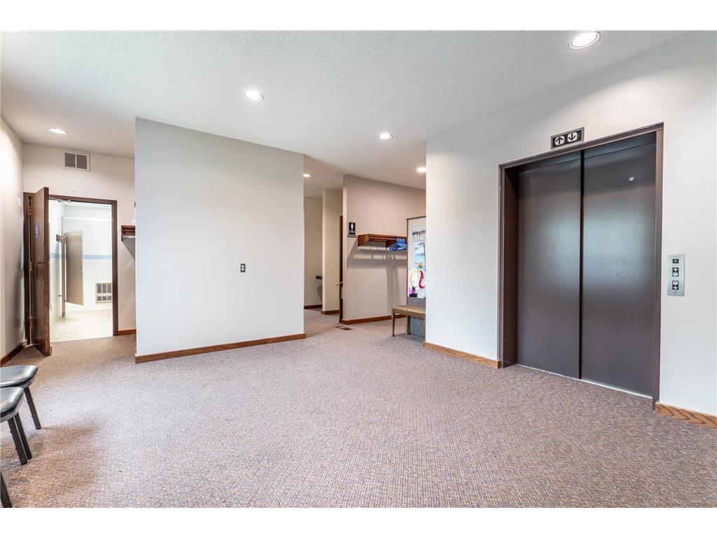 112 W Main Street Battle Lake MN 56515 7078590 image16