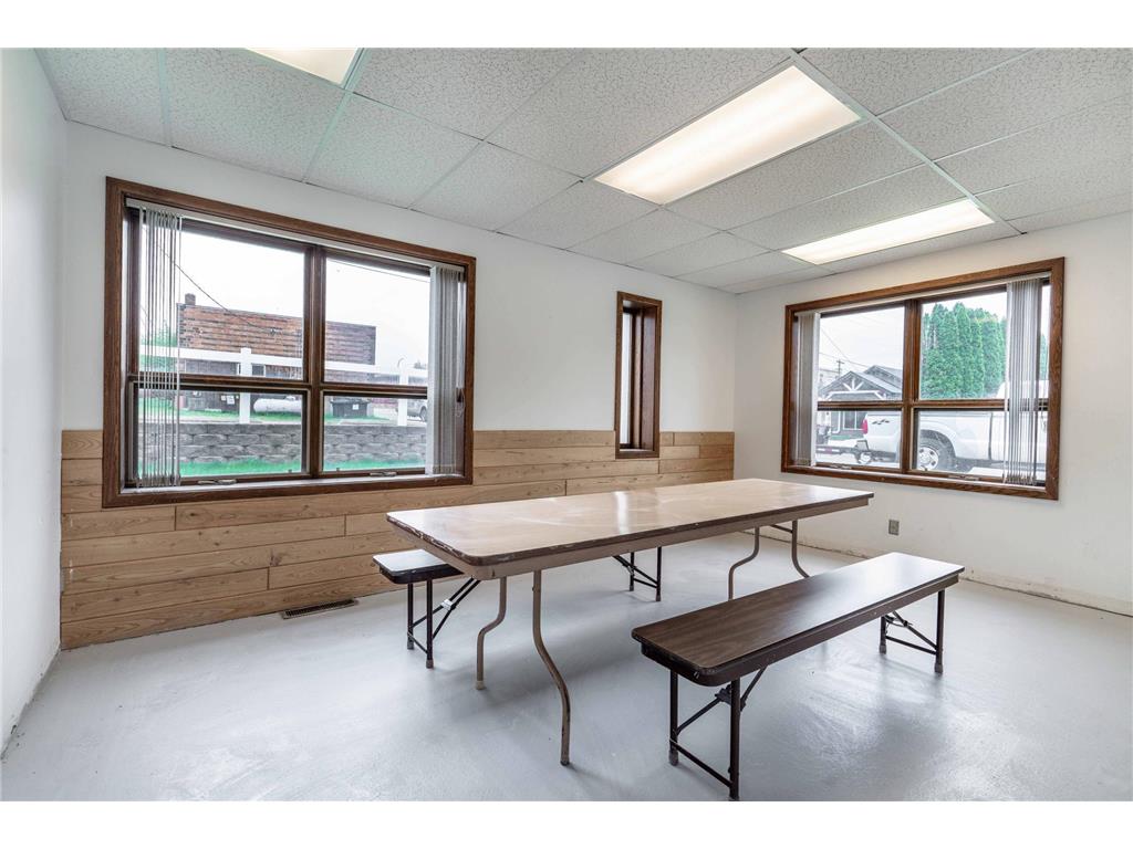 112 W Main Street Battle Lake MN 56515 7078590 image33