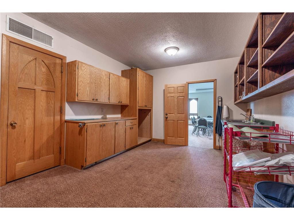 112 W Main Street Battle Lake MN 56515 7078590 image39
