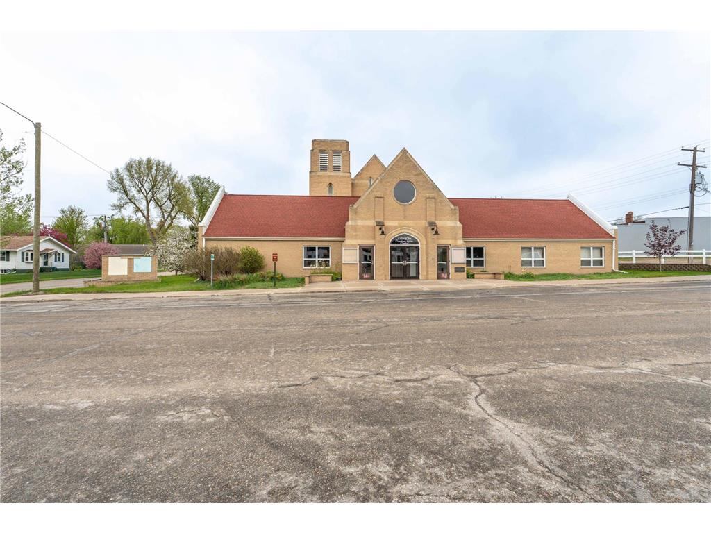 112 W Main Street Battle Lake MN 56515 7078590 image68