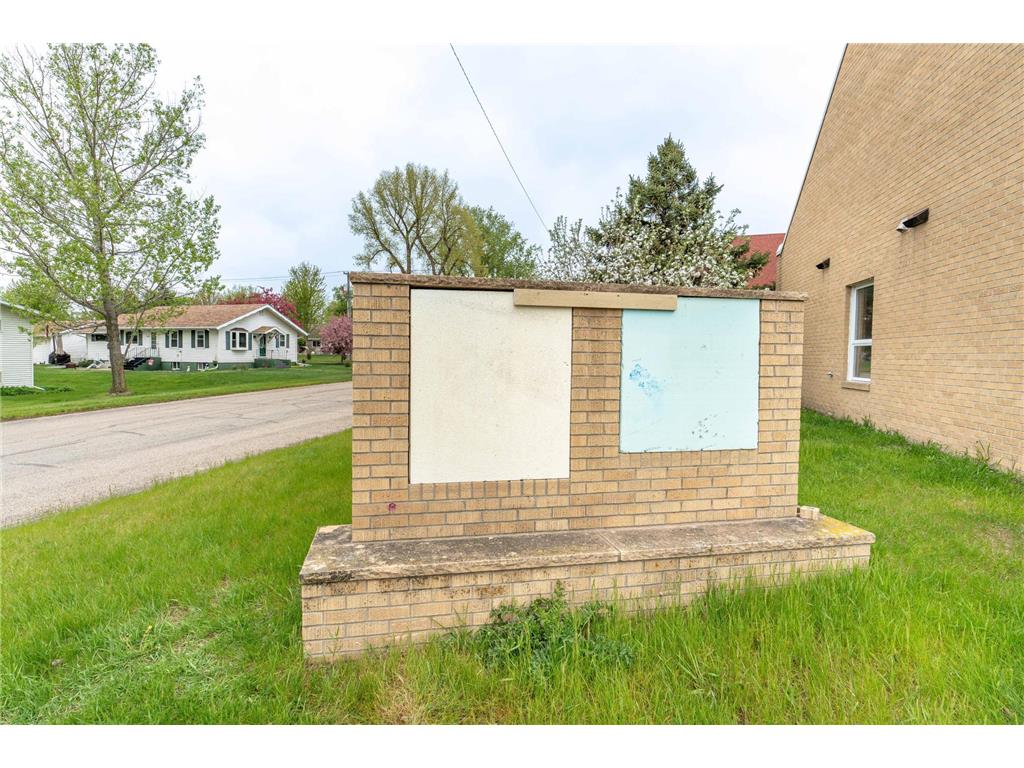 112 W Main Street Battle Lake MN 56515 7078590 image74