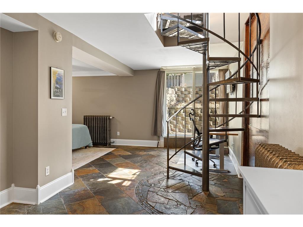 112 Western Avenue N #4 Saint Paul MN 55102 6825997 image16