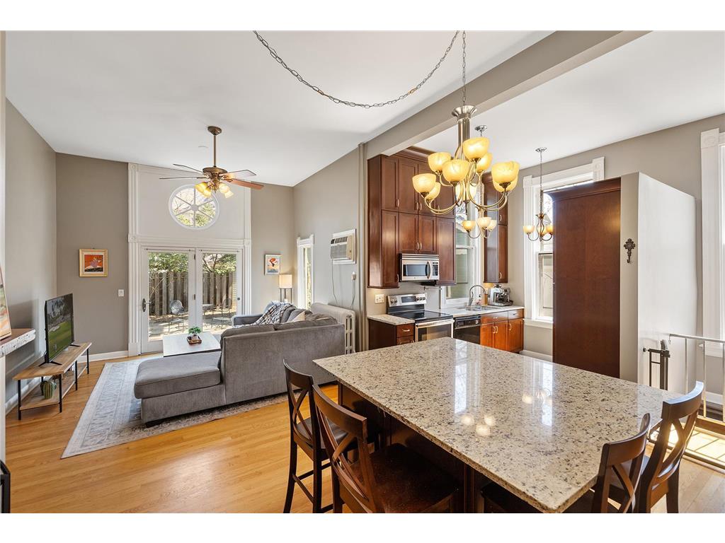 112 Western Avenue N #4 Saint Paul MN 55102 6825997 image4