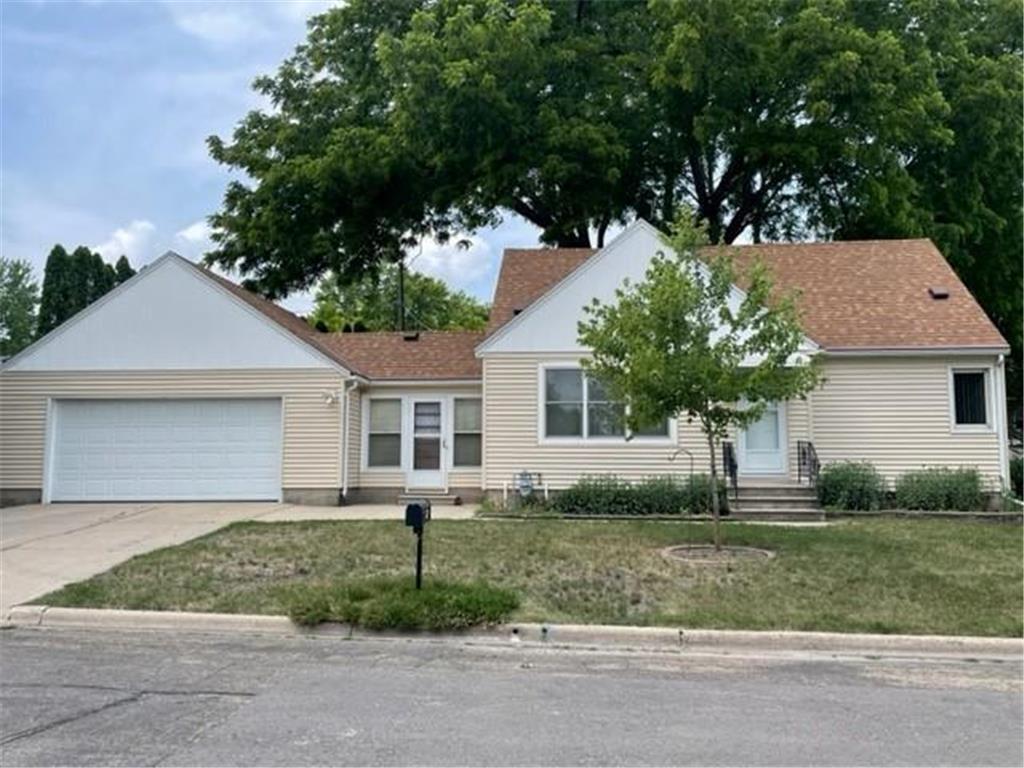 112 Will O Bruce Drive Albert Lea MN 56007 6397055 image1