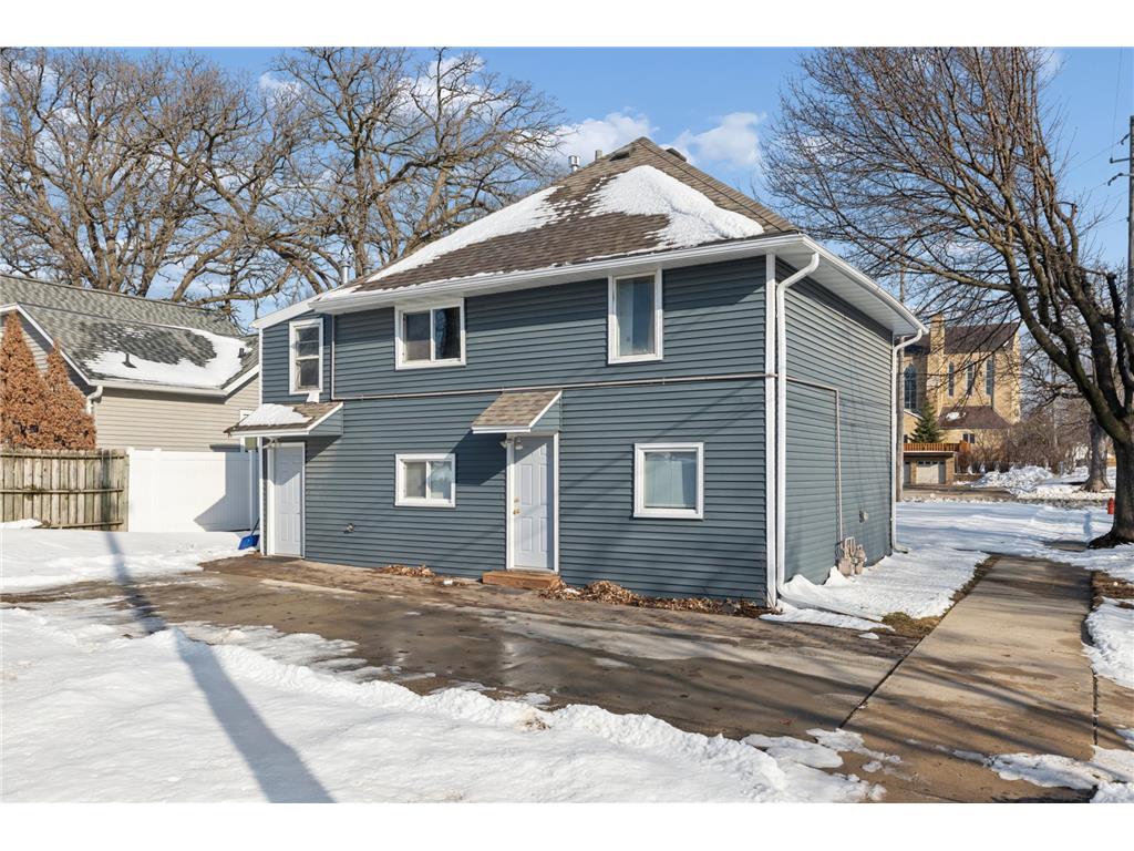 1120 4th Street SE Rochester MN 55904 7040429 image3
