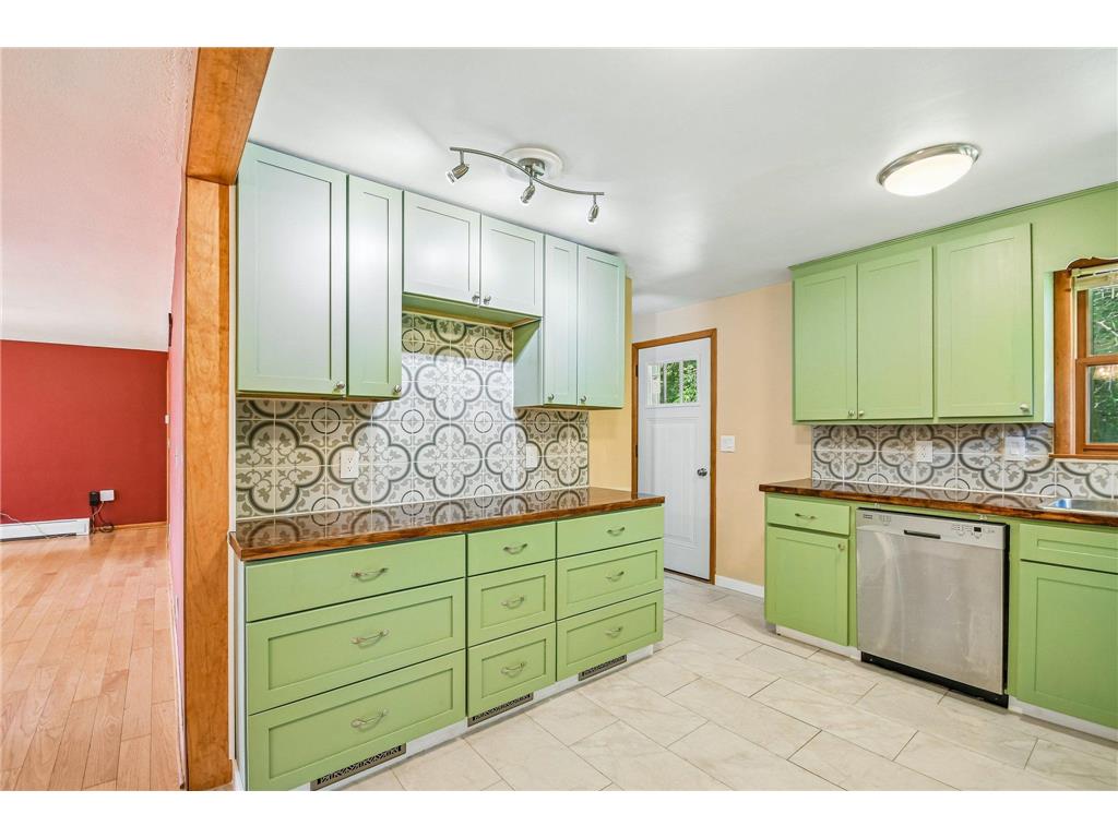 1120 65th Avenue #F Lincoln Twp WI 54001 7084740 image9