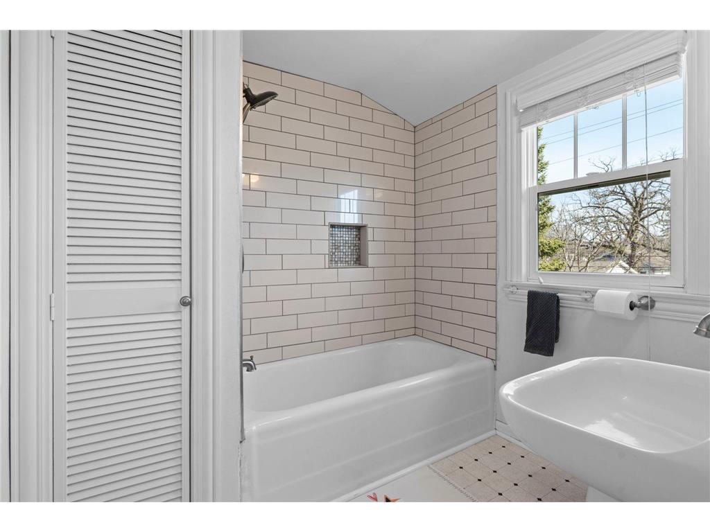 1120 8th Avenue N Saint Cloud MN 56303 7041782 image32
