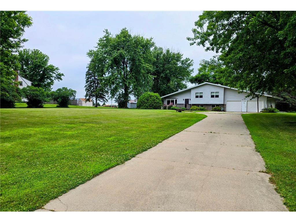 1120 8th Avenue SW Pipestone MN 56164 7106545 image2