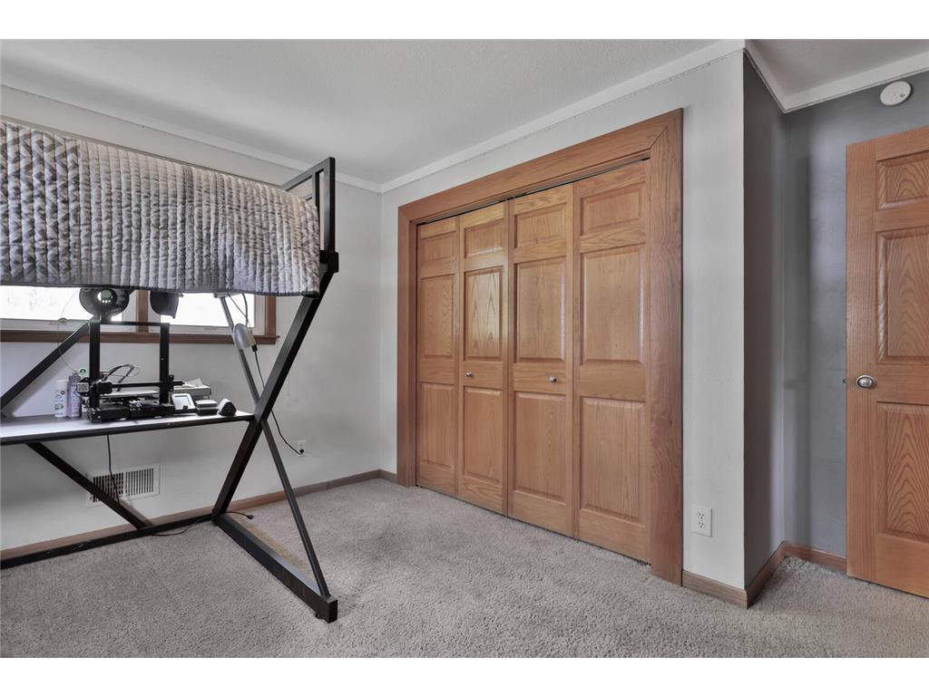 1120 Ashland Street Hastings MN 55033 7055922 image31