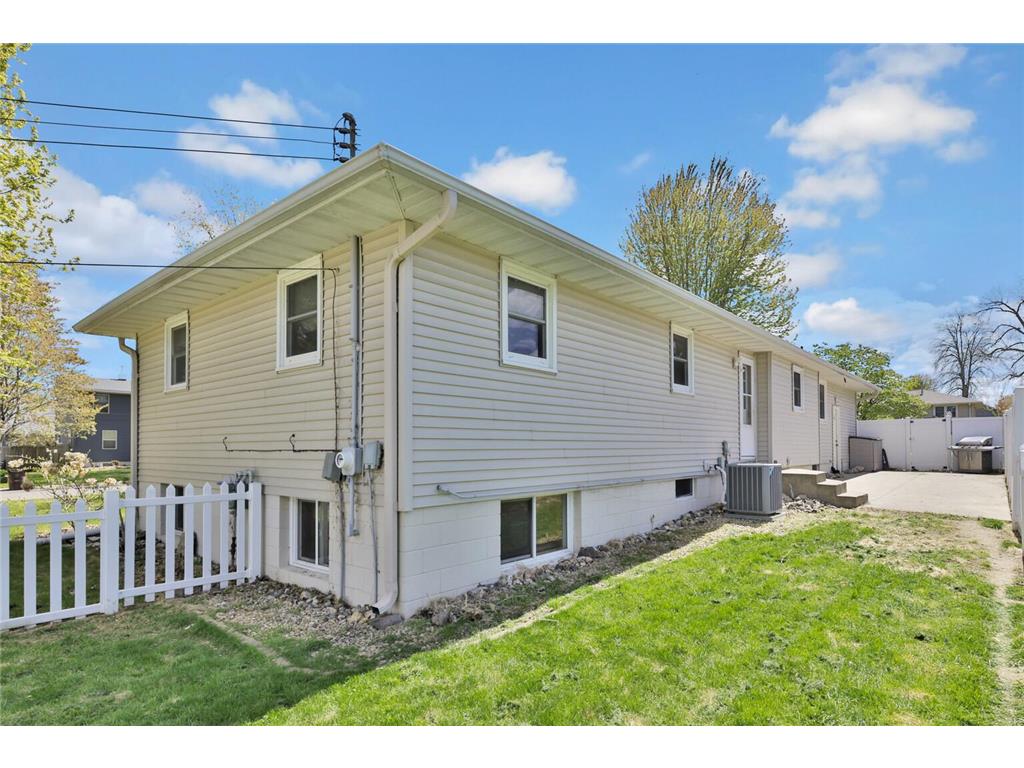 1120 Ashland Street Hastings MN 55033 7055922 image8