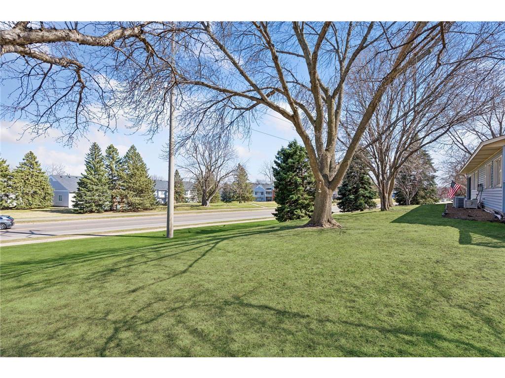 1120 Aston Place Burnsville MN 55337 7013804 image36
