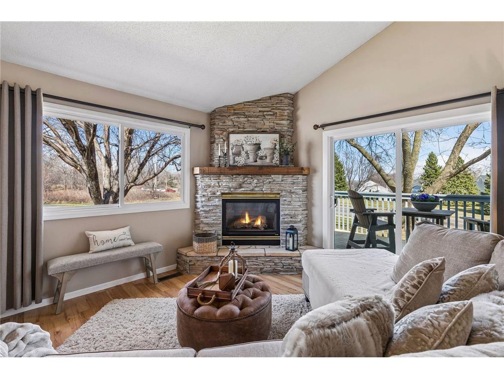 1120 Aston Place Burnsville MN 55337 7013804 image6