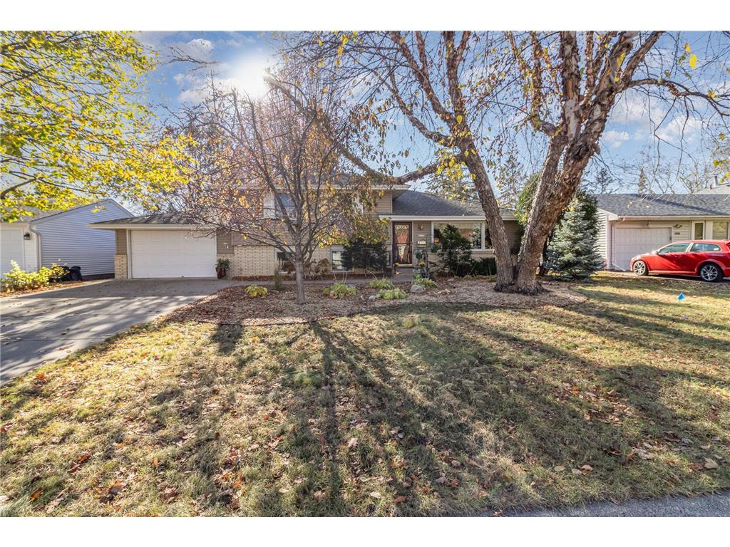 1120 Autumn Street Roseville MN 55113 6612685 image1
