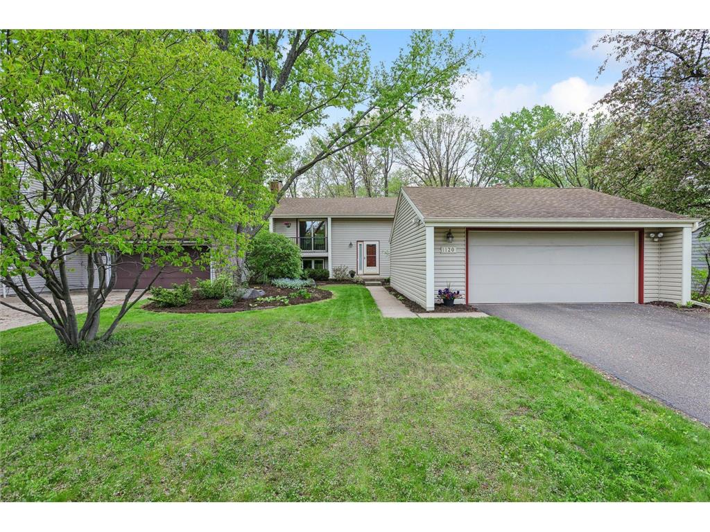 1120 Benton Way Arden Hills MN 55112 6536658 image1