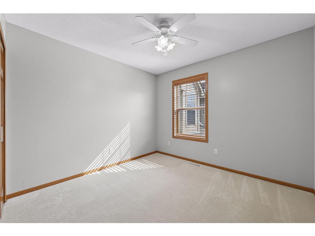 1120 Grove Circle Victoria MN 55386 7018307 image23