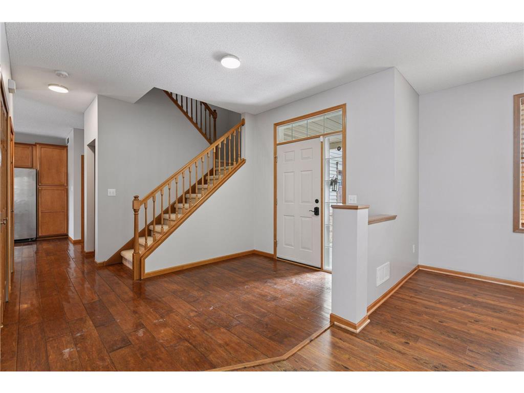 1120 Grove Circle Victoria MN 55386 7018307 image5