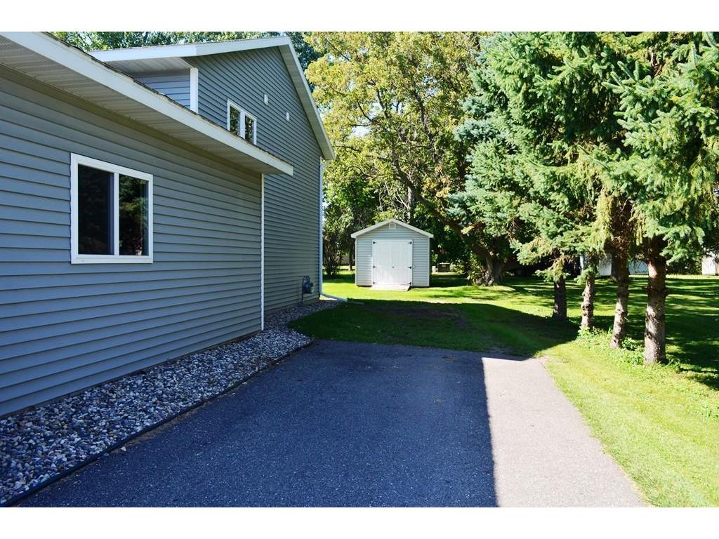 1120 Madisson Street Alexandria MN 56308 6754061 image11