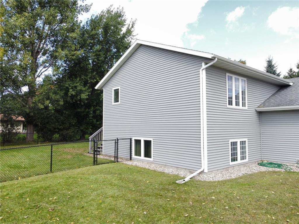 1120 Madisson Street Alexandria MN 56308 6754061 image4