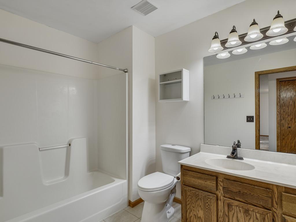 1120 Pecks Woods Drive New Brighton MN 55112 7037685 image11