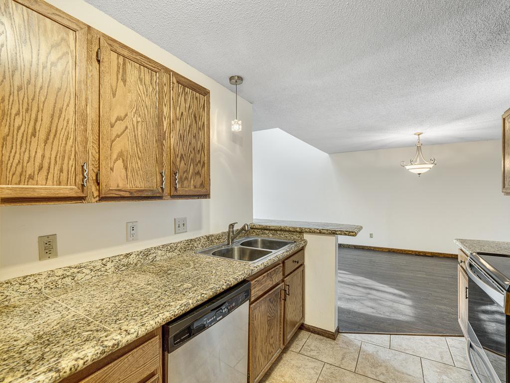 1120 Pecks Woods Drive New Brighton MN 55112 7037685 image6