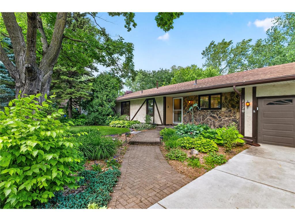 1120 Rockstone Lane New Brighton MN 55112 - Rice Creek 7068292 image1