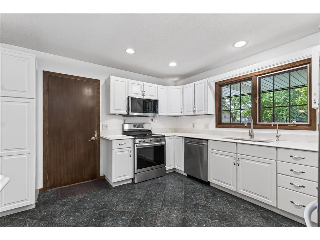 1120 Rockstone Lane New Brighton MN 55112 - Rice Creek 7068292 image34